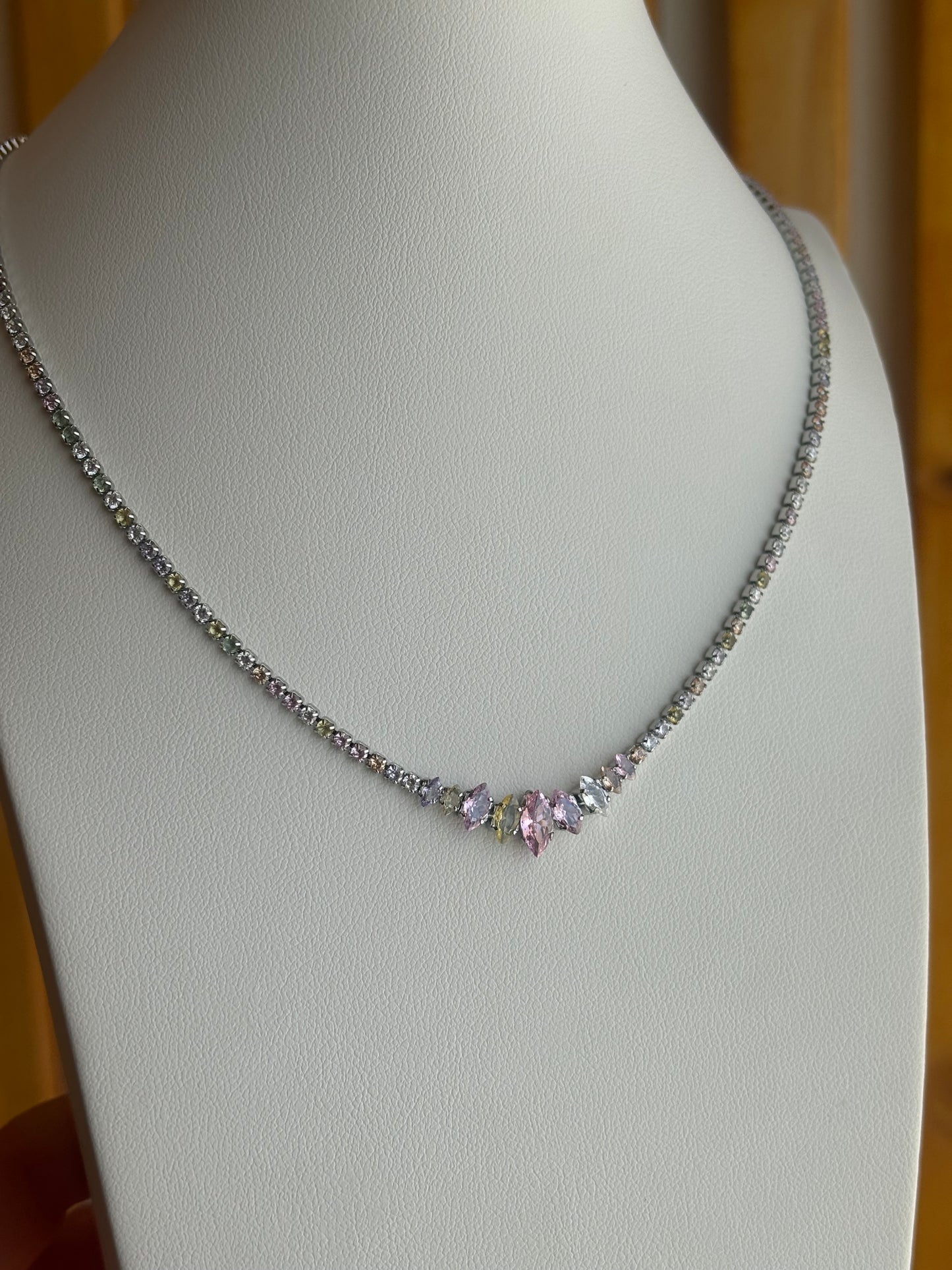 Collana tennis Gioielleria Riccardi.