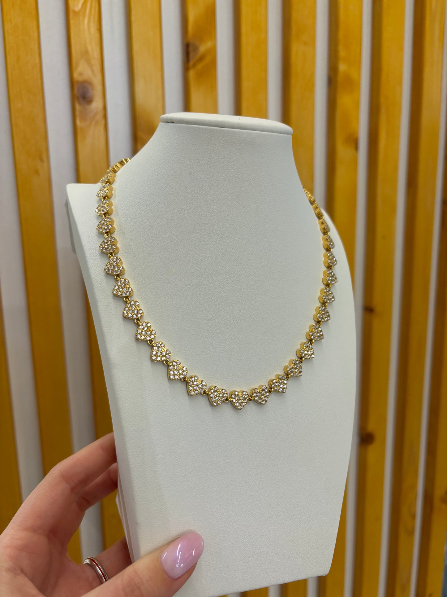 Collana tennis cuori Gioielleria Riccardi.