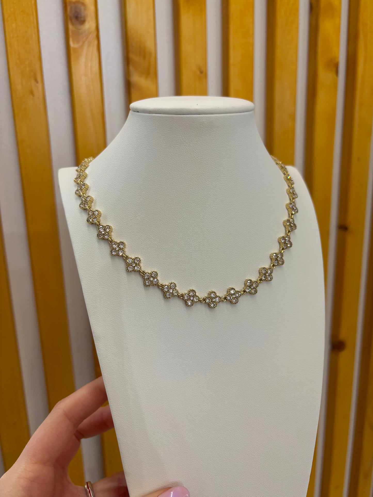 Collier tennis Gioielleria Riccardi.