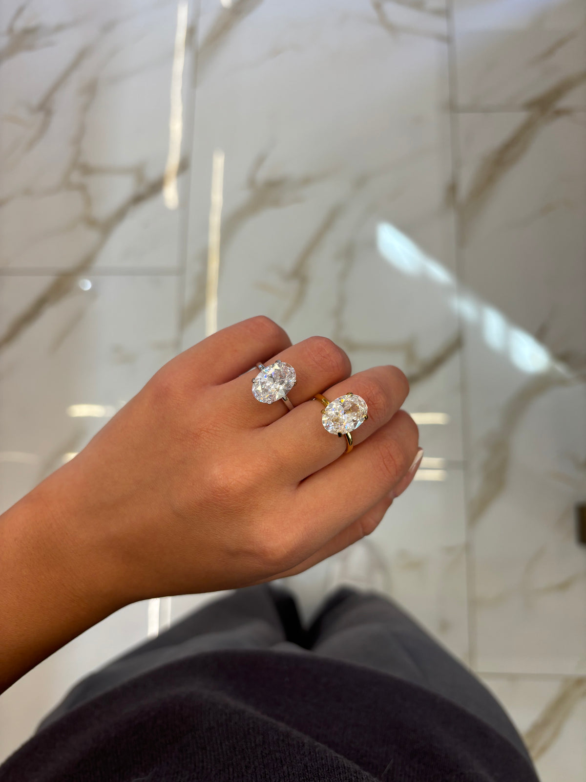 Anello solitario oval